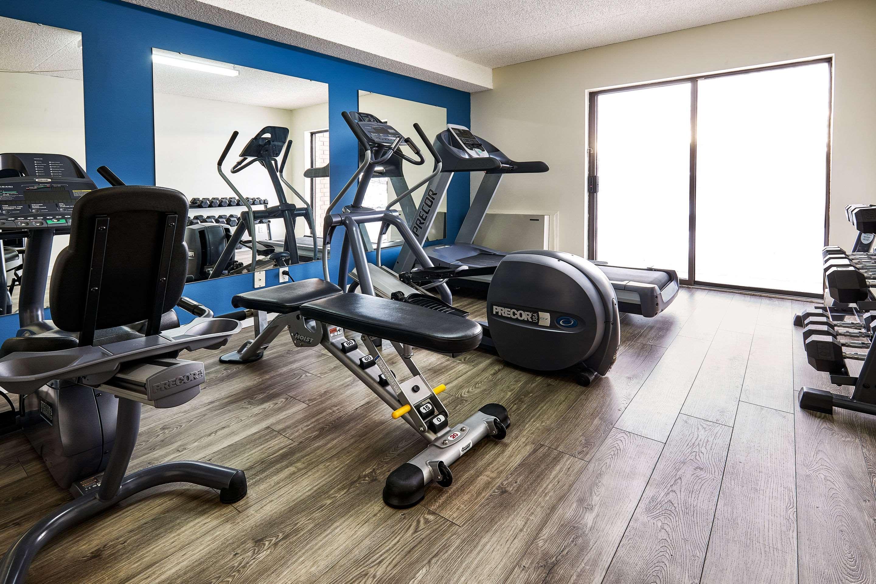 Comfort Inn Rouyn-Noranda Exterior foto