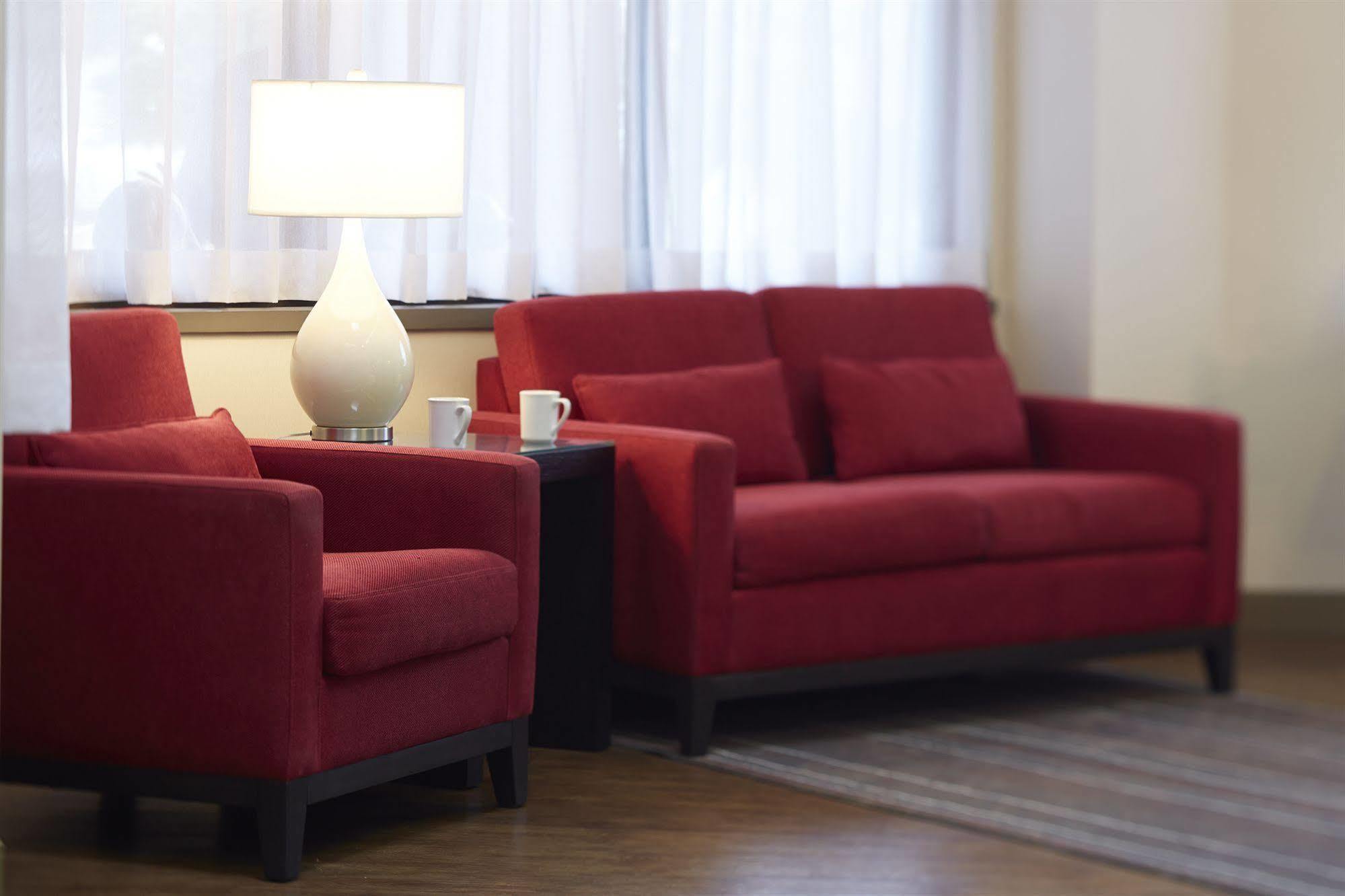 Comfort Inn Rouyn-Noranda Exterior foto