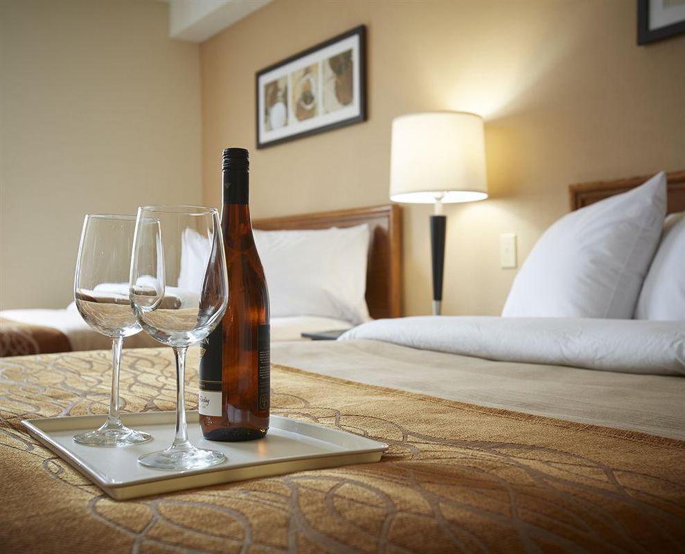 Comfort Inn Rouyn-Noranda Exterior foto